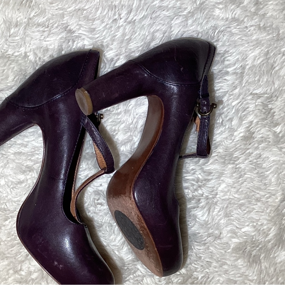 Frye T- strap leather womens Mary Jane Women's Shoes size 8 - Picture 5 of 5